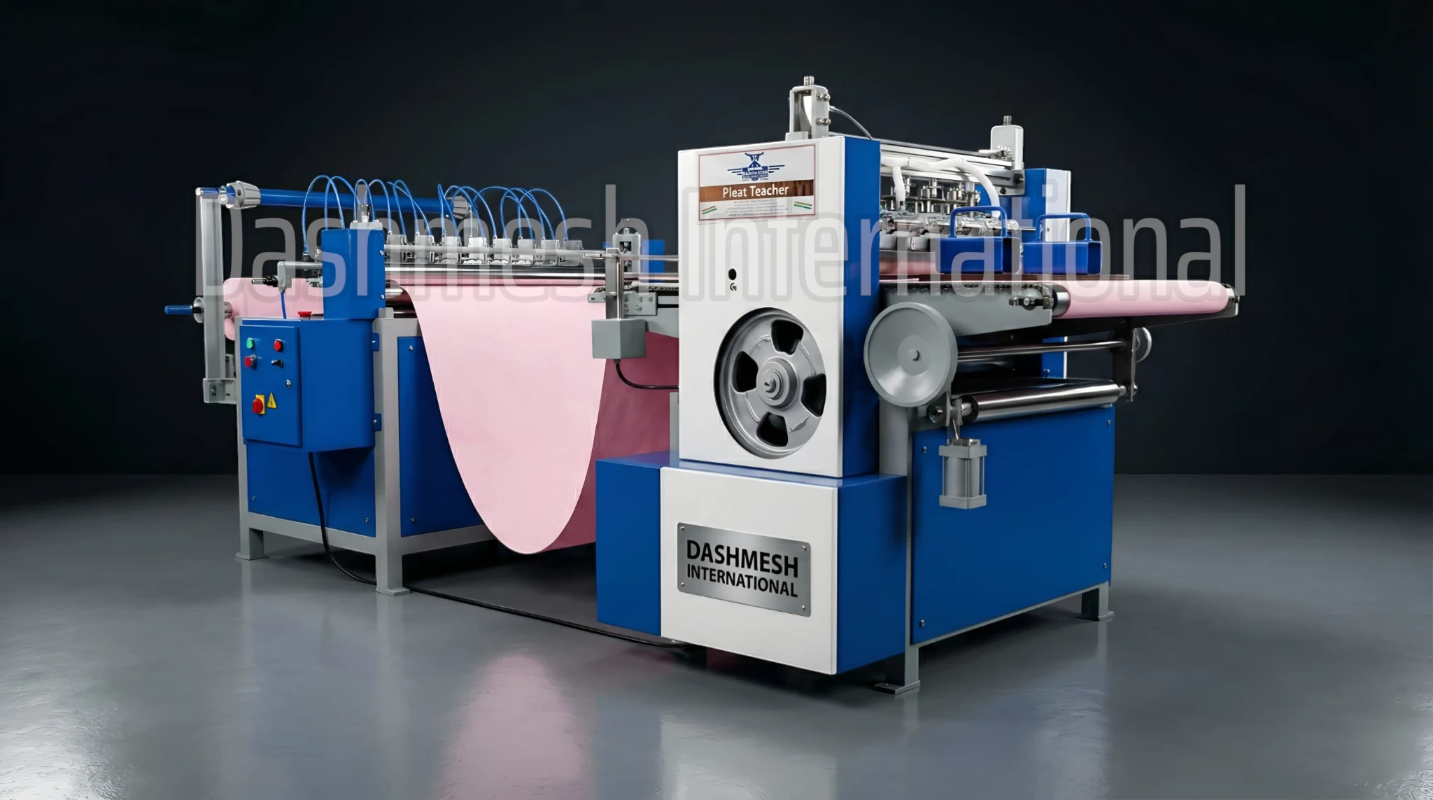 Industrial pleating machine with integrated inline slitter for continuous filter media cutting and pleating